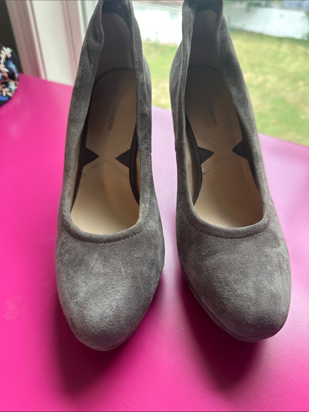 Adrienne Vittadini Gray Suede Round-Toe Pumps